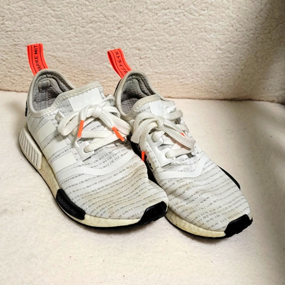 Pre-owned Adidas NMD R1